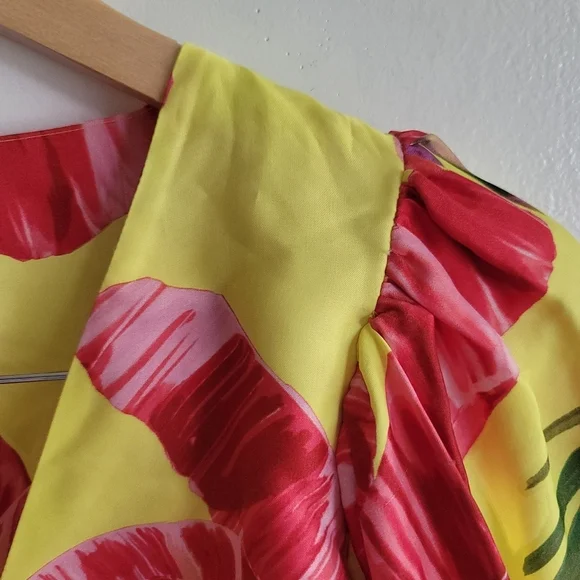 Farm Rio, Sweet Jungle Lime Crop‎ Top, Lime Yellow/Red/Pink, Size XS - Picture 10 of 16